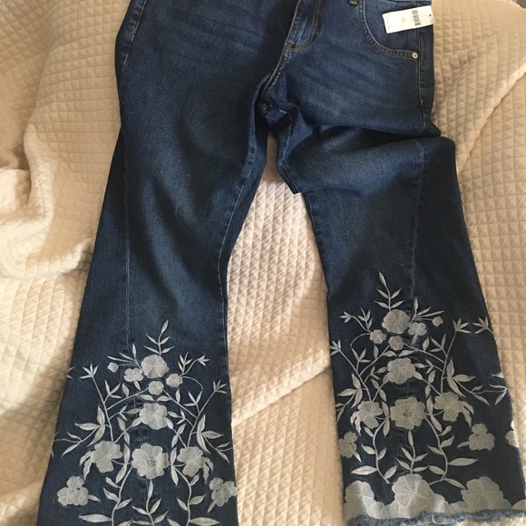 Anthropologie Denim - Anthropologie embroidery jeans